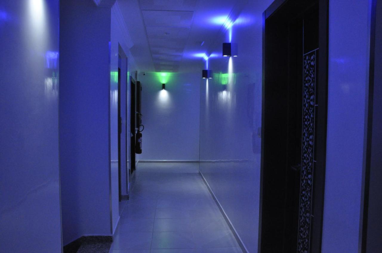 Hotel Laluna Bay المضيق المظهر الخارجي الصورة