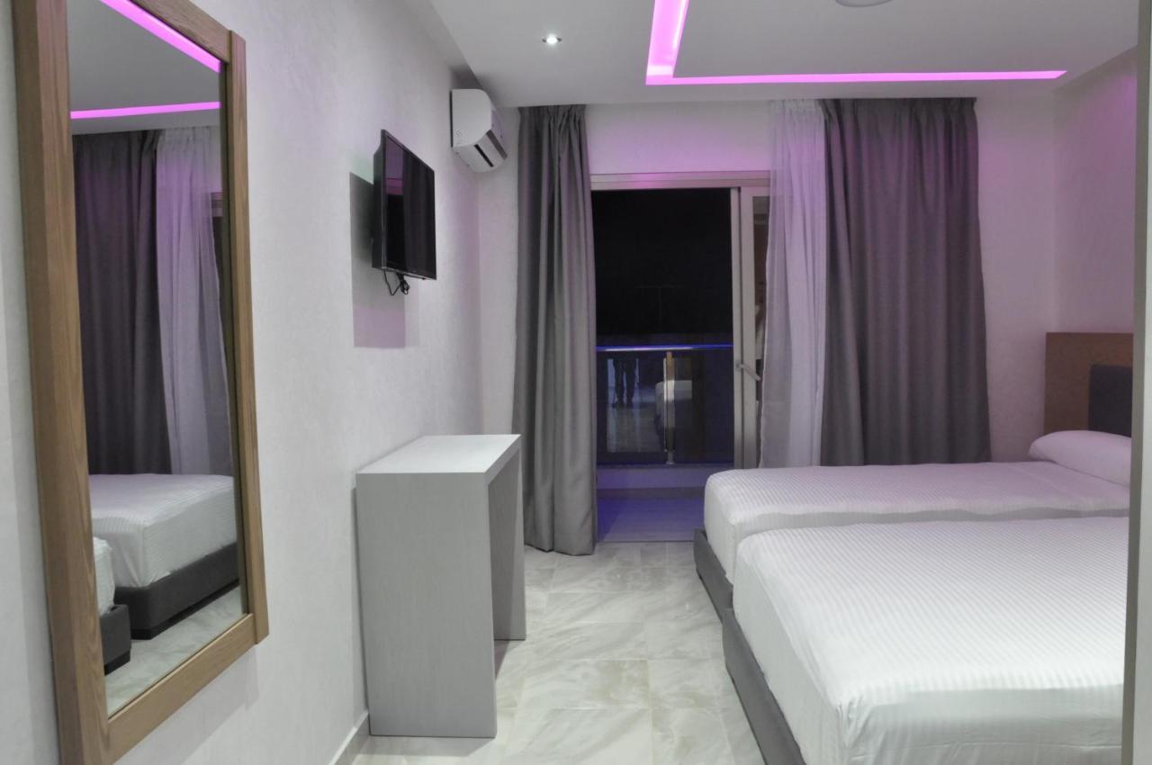 Hotel Laluna Bay المضيق المظهر الخارجي الصورة